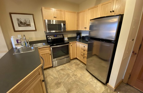 River Run Condo | Dakota Lodge 8481