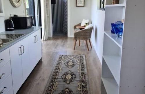 Bowman Farm House | Dam It Getaway