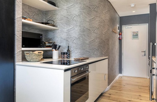 Cape Town City Centre Apartment | Danbury on Loop - Designer Apt in Cape Town