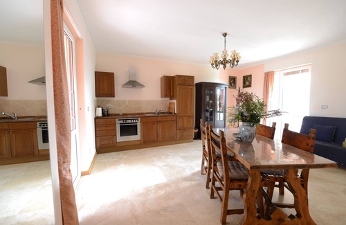 Canino Apartment | Daniele House - Relaxation and Volcanic Water under the Stars Occasum