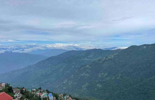 Darjeeling Apartment | Daphne House