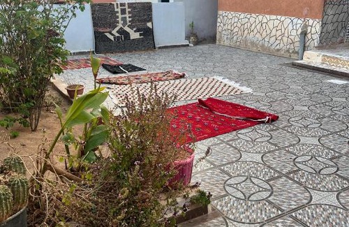 Tazenakht House | Dar Taznakhte Entre Tapis et Traditions