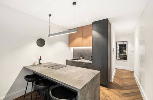 Surry Hills Apartment | Darlinghurst Hub, your home from home.