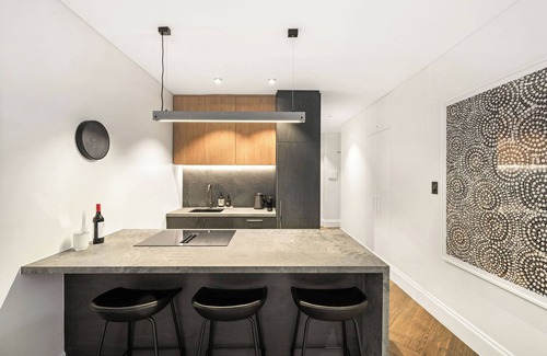 Surry Hills Apartment | Darlinghurst Hub, your home from home.