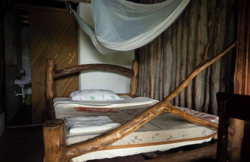 Rubirizi Cabin | Dave Cave Eco Lodge and Campsite