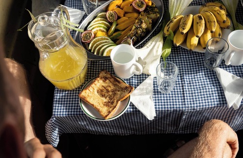 Rubirizi Cabin | Dave Cave Eco Lodge and Campsite