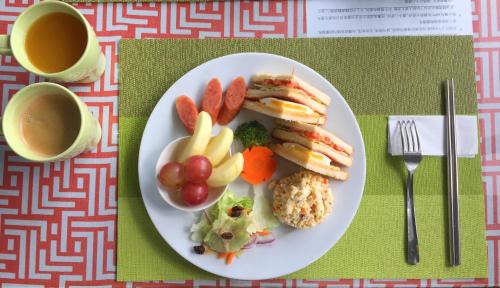 Chenggong Bed & Breakfast | David Samstrong Lite 小馬客棧 果園