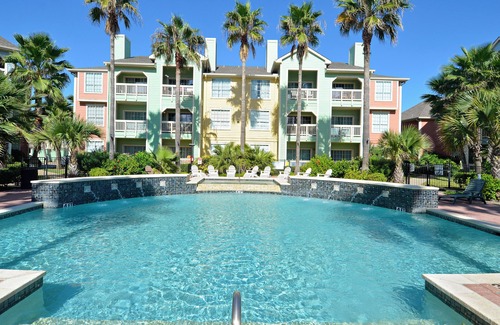Galveston Condo | Dawn 823 - At The Beach