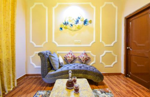 Shilon Bagh Villa | Dawn n Dusk 3bhk Villa with Lawn, Sun Deck, BBQ & Valley view