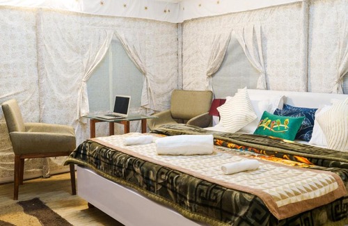 Shimla Bed & Breakfast | Dawn N Dusk Glamping tents with quintessential valley view