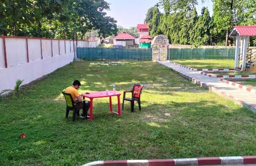 Madari Hat Hotel | Day Night Resort & Resturant