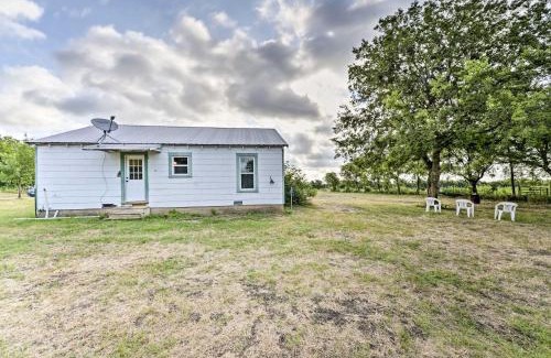 McLennan County House | Day Trip to Waco and Temple House on Cattle Farm