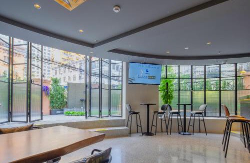 Jing'an Hotel | Dayin Garden Hotel -People's Square & Nanjing Road-Large Social Area -Bar -Café -Gym -Free Laundry Luggage Storage -24H Front Desk-English Service