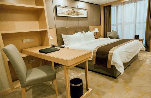 Bazhong Hotel | Days Inn by Wyndham Business Place Sichuan Bazhong