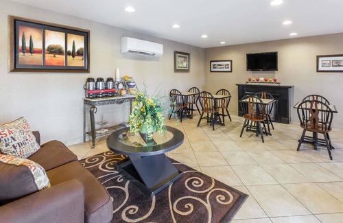 Central City Hotel | Days Inn by Wyndham Central City