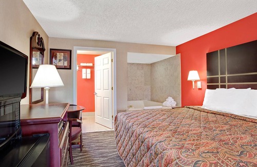Ridgefield Hotel | Days Inn by Wyndham Ridgefield NJ