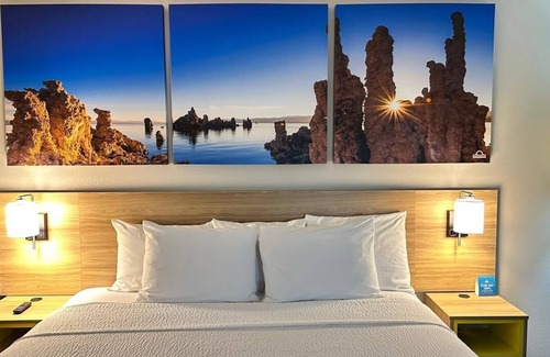 Ridgecrest Hotel | Days Inn by Wyndham Ridgecrest near China Lake Naval Station