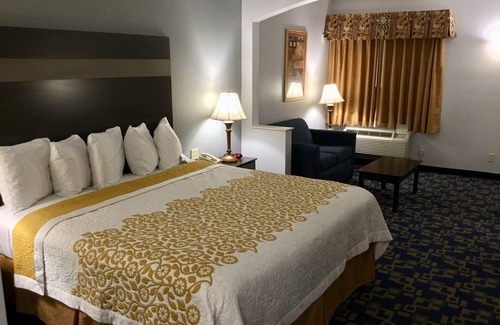 Robstown Hotel | Days Inn by Wyndham Robstown