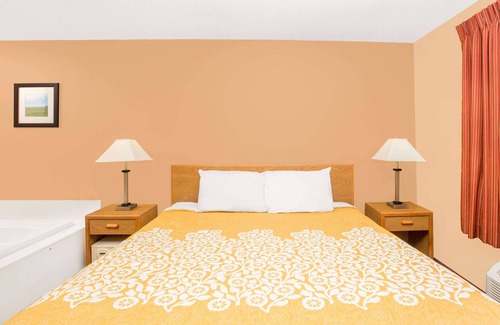 Worthington Hotel | Days Inn by Wyndham Worthington