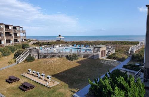 Duck House | Daze Aaah View