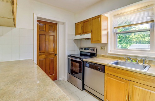 Wheaton-Glenmont House | DC Area Home: 1 Mi to Light Rail!