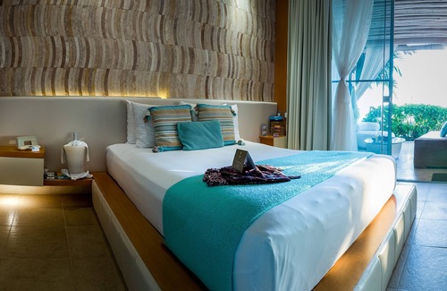 Las Pocitas Hotel | DCO Suites Lounge & Spa