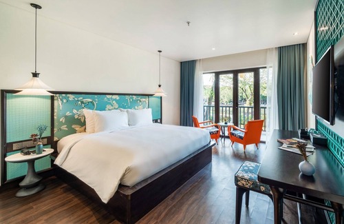 Cam Chau Hotel | De An Hotel - Suite Room