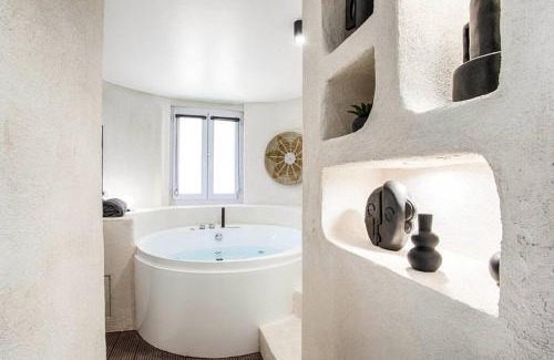 Blonville-sur-Mer Apartment | Deauville Spa Suite - 3min beach