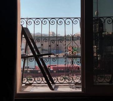 Cospicua Apartment | Deck 3 Savynomad Harbour Residences wow Views