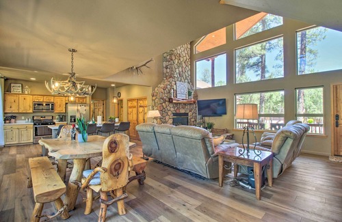Sierra Pines Cabin | Deck, Grill & Fire Pit: Spacious Show Low Hideaway