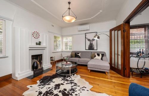 Prahran House | Deco Days - Prahran