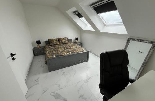 Tongeren Apartment | DEDIA Guest Home