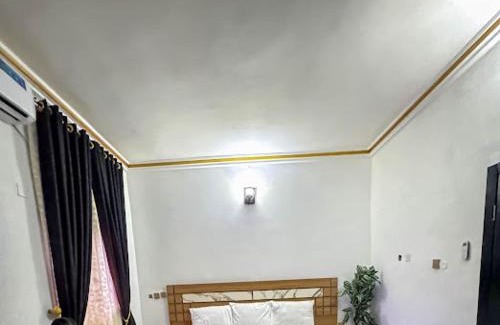 Port Harcourt Hotel | DEE OS' Hotel