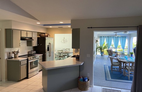 Port Charlotte - Charlotte Harbor House | Deep Creek pool home on cul-de-sac