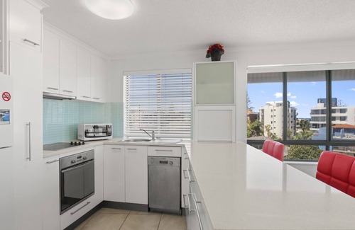 Caloundra Apartment | Deepwater Cove Unit 7, 68 Lower Gay Terrace, Bulcock Beach