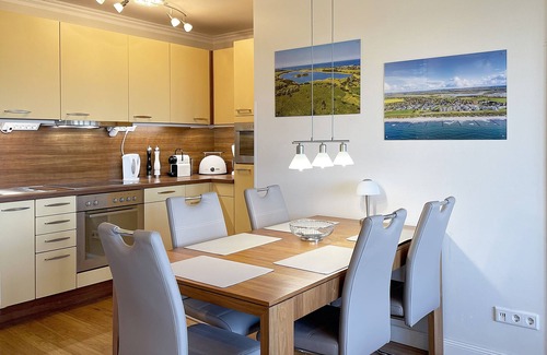 Boergerende-Rethwisch Condo | Deichgraf 07, Direkter Meerblick aus Allen Drei Zimmern, 2 SZ, 2xbad, TG, Kamin