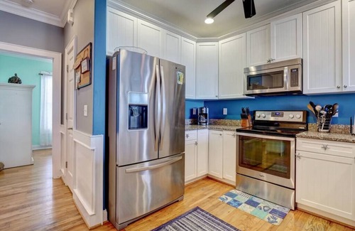 Wilmington Beach Condo | Deja Blue with an Ocean View at Carolina Beach