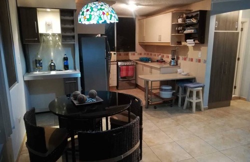 Tonsupa Apartment | Delightful 2-bedroom apartment with AC in Tonsupa