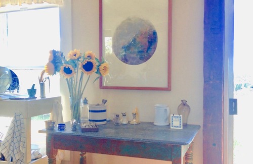 Lyndeborough House | Delightful Classic Farmhouse With Gorgeous Views