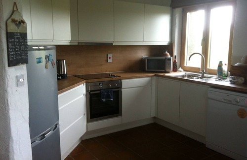 Connemara House | Delightful detached stone house on 5 acres beside Aughrus beach, panoramic views