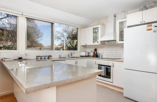 Watson House | Delightful Home In Watson