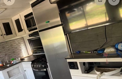 Lexington House | Delightful RV with AC in charming Lexington