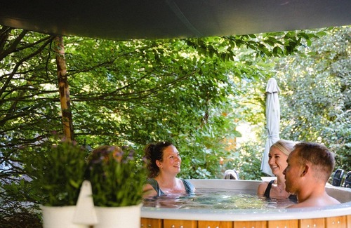 Uden House | Delightful villa in the middle of nature with your own outdoor hot tub!