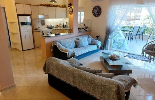 Itea Apartment | Delphitea Philoxenia