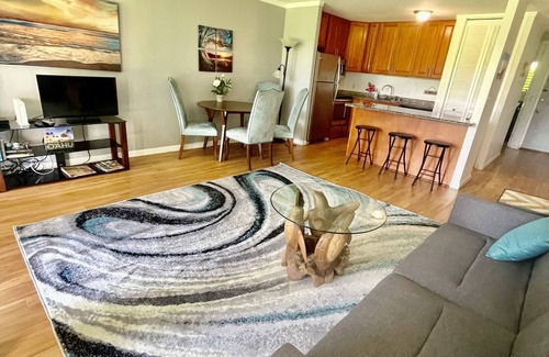 Kahuku Condo | Delux, spacious, clean condo with AC, WIFI, pool, golf course, near famous beach