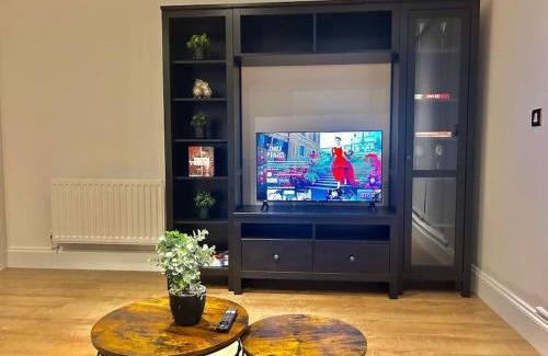 Royal Docks Apartment | Deluxe apartment in Royal Docks