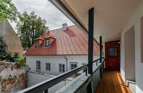Durnstein Apartment | Deluxe Apartment with private Patio and Terrace in the historic centre of Dürnstein