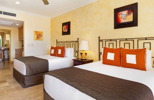 El Medano Ejidal Resort | ✩ Deluxe Cabo Studio ✩ Beachfront ✩ Family Friendly ✩ Resort Amenities ✩