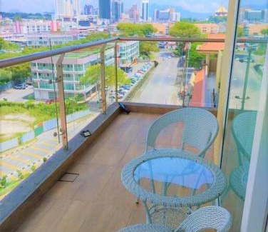 Kuching Apartment | Deluxe Couple Suite+ TVBox @ Riverine Kuching