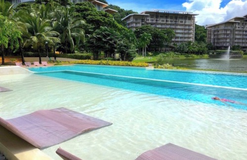 Nasugbu Condo | Deluxe family beach apartment with lagoon view at Pico De Loro